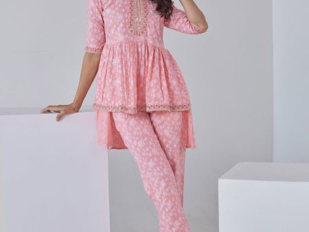 HERE&NOW Floral Printed Embroidered Sequinned High-Low Kurti with Trouserss Supply