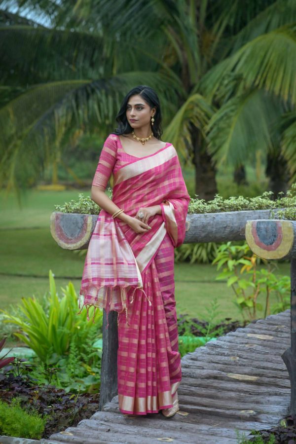 Vishnu Weaves Women s Rani Pink Organza Silk Zari Woven Saree with Blouse Hot on Sale