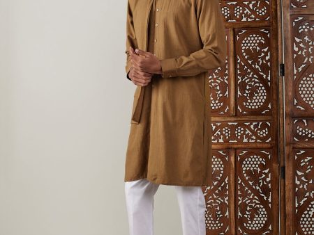 Shvaas by Vastramay Men s Coffee And White Cotton Kurta Pyjama Set Hot on Sale