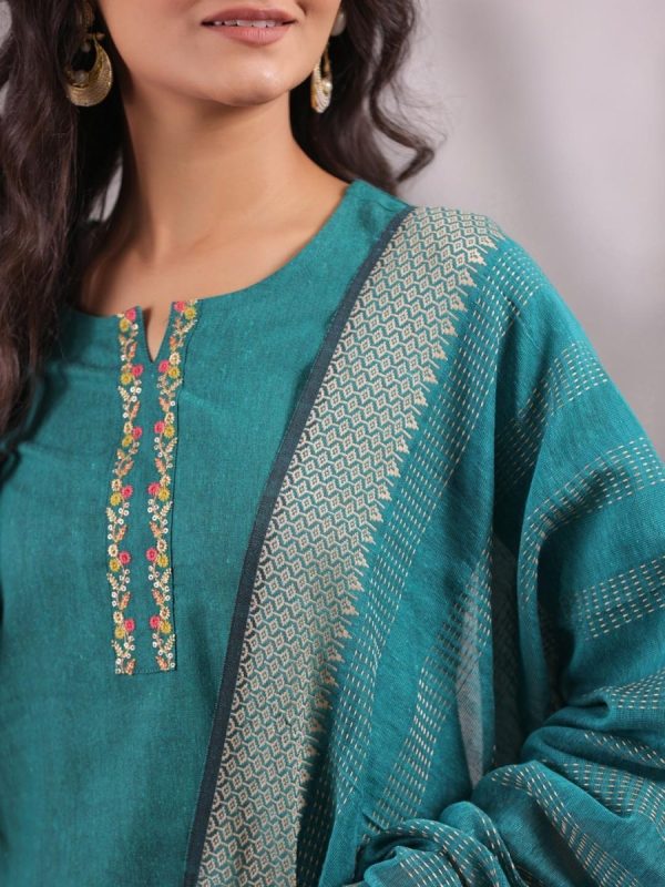 Anubhutee Ethnic Motifs Yoke Design Thread Work Pure Cotton Kurta with Trousers & Dupatta Discount