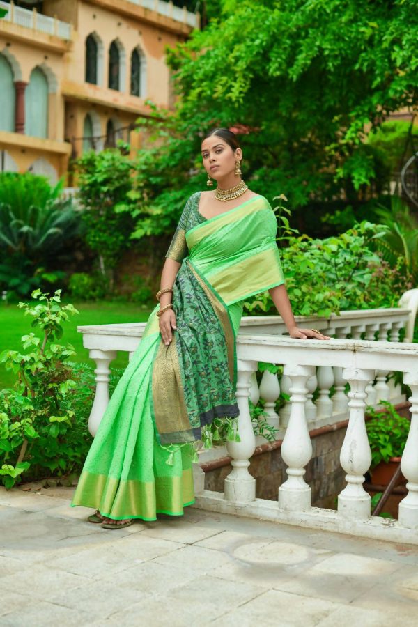 Vishnu Weaves Women s Green Linen Cotton Bandhani Woven Saree with Blouse Cheap