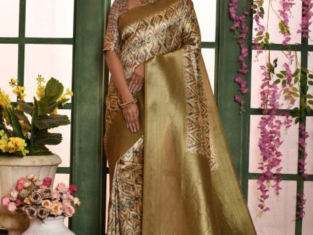 Vishnu Weaves Women s Mahendi Banarasi Silk Zari Woven Patola Saree with Blouse For Sale