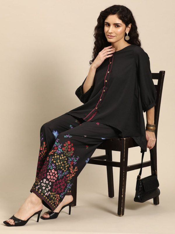 Anouk Women High-Low Hem Kurta with Palazzos Discount