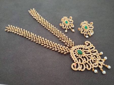 Ad Emerald Peacock Bridal Necklace With Earrings For Sale